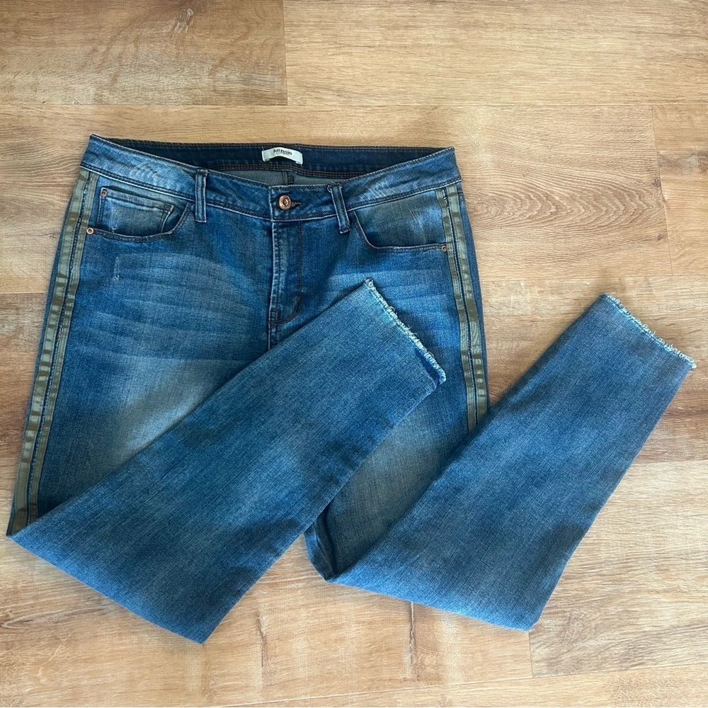 Women's 10/30" Denim Green Striped Mid-Rise Stretch Cut-Off Ankle Blue Jeans